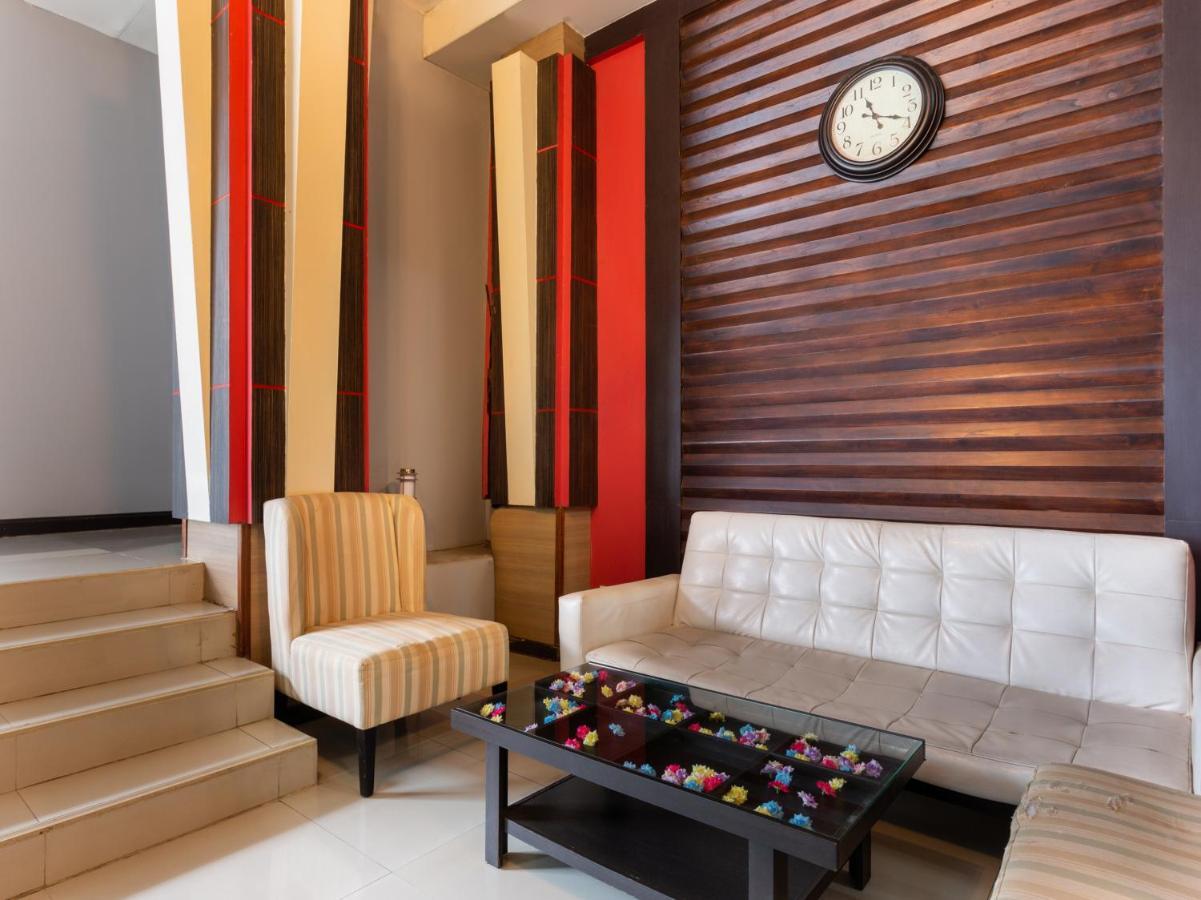 OYO 1127 Baan Siam Hotel Chiang Rai Bagian luar foto