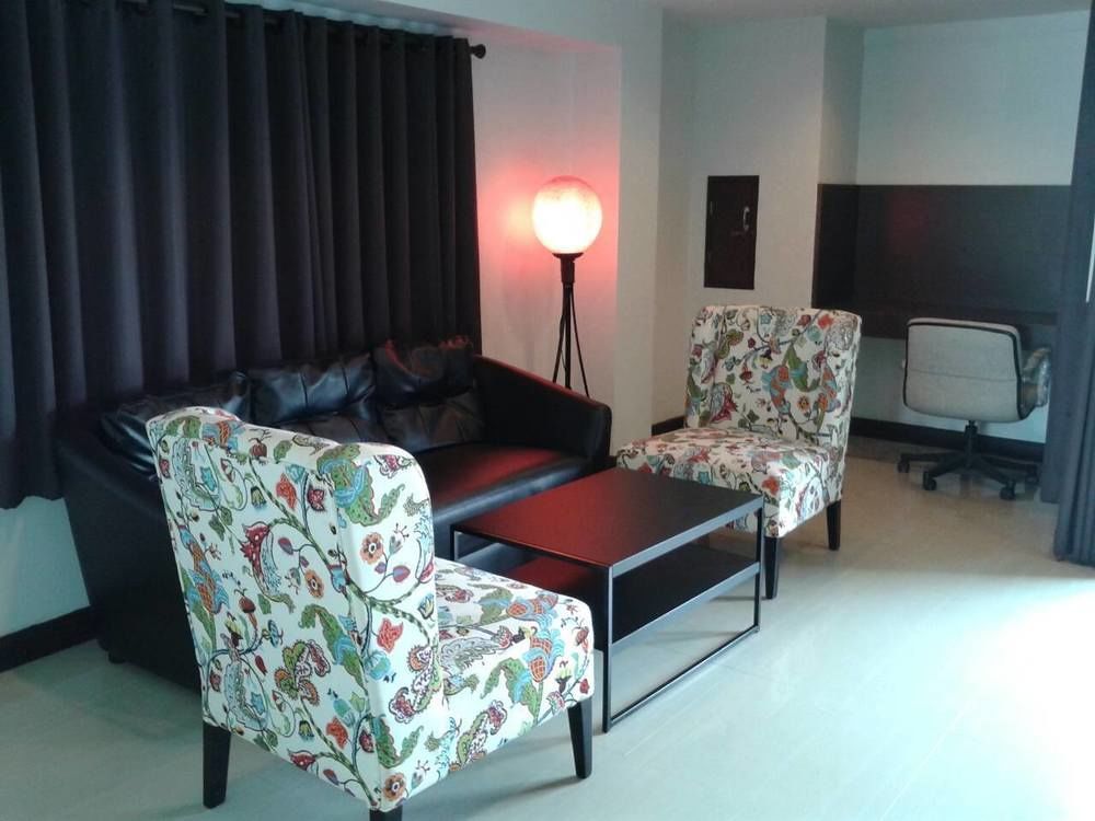 OYO 1127 Baan Siam Hotel Chiang Rai Bagian luar foto